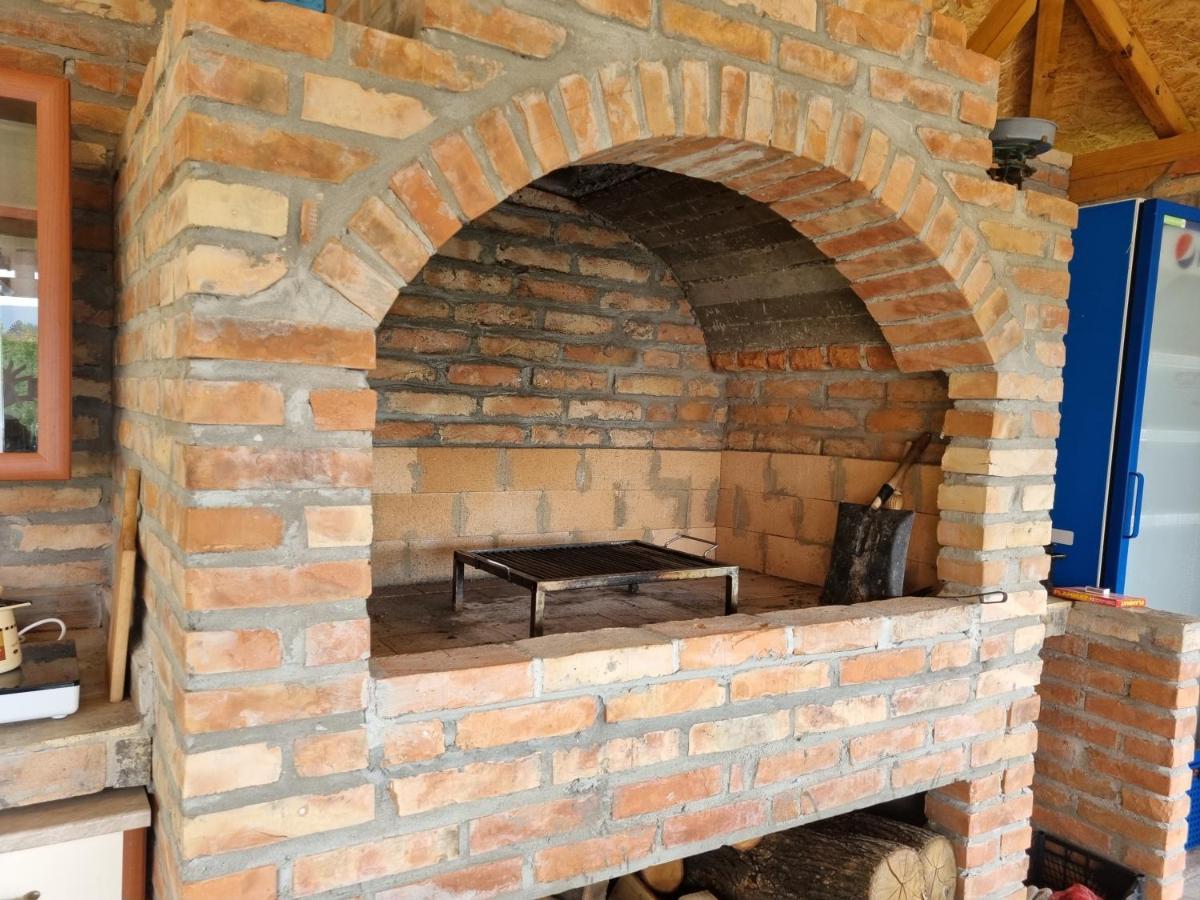 Villa Hoopovo House Fruska Gora Irig Exterior foto